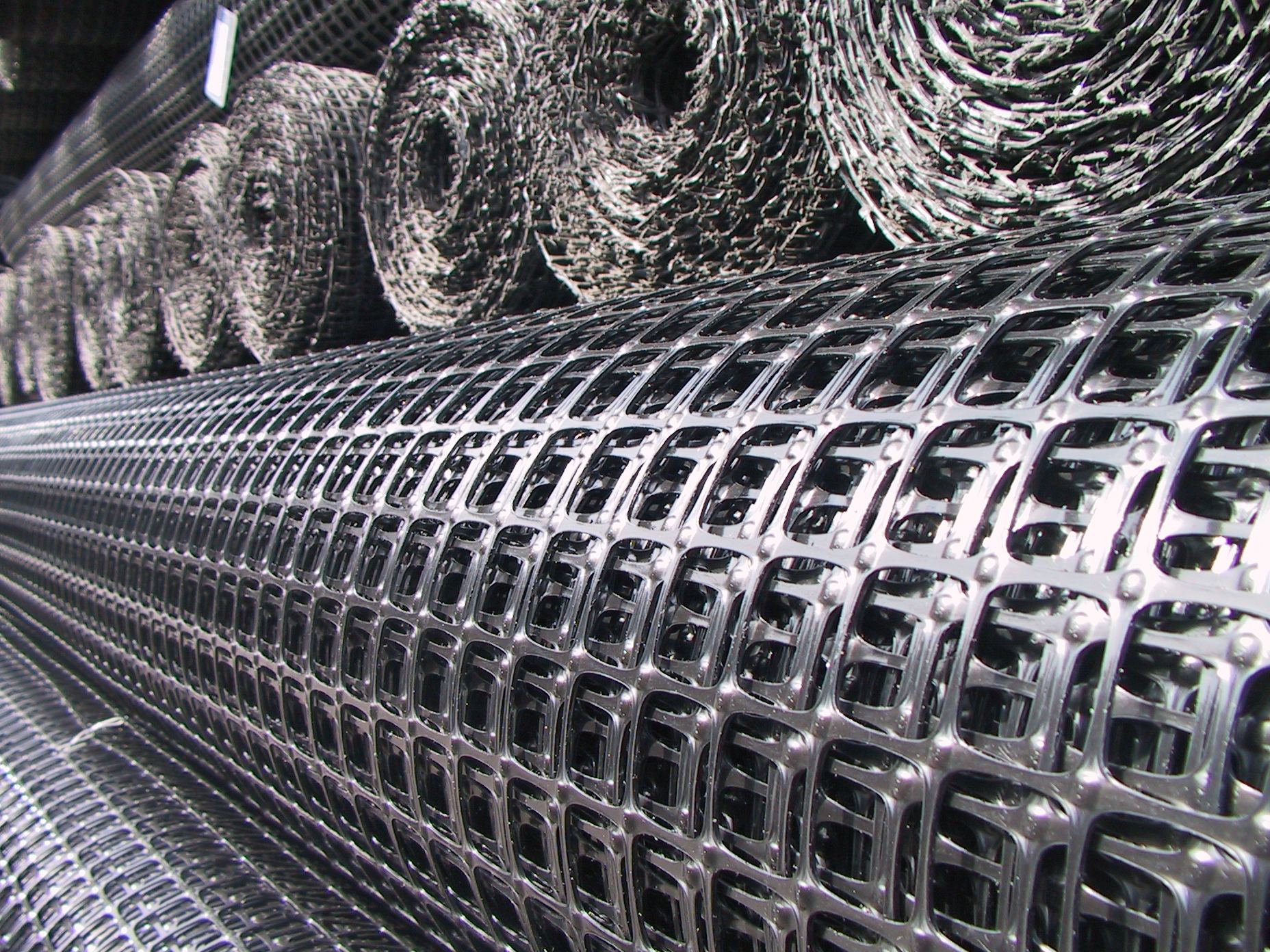 公路路基加寬土工格柵加筋施工的準(zhǔn)備與管理(圖1) 公路路基加寬土工格柵加筋施工的準(zhǔn)備與管理(圖1)